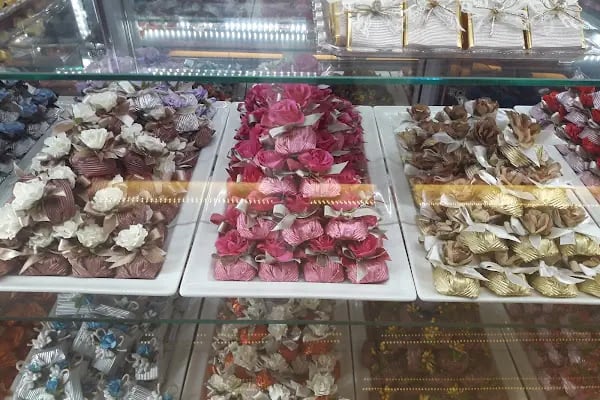 CHOCOLATE HOUSE - Resim 4
