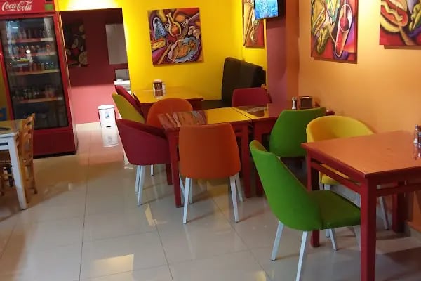 Yenişehir AVM - Resim 16