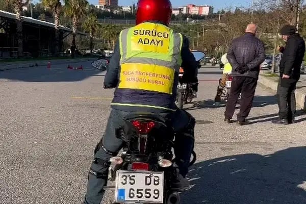 Buca Mevlana Sürücü Kursu-Buca'da Sürücü Kursu - Resim 19