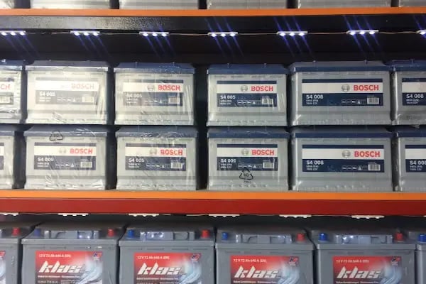 Aydın Oto Elektrik tamir bakım casrol yağ degişim merkezi lastik ve akü servisi - Resim 15