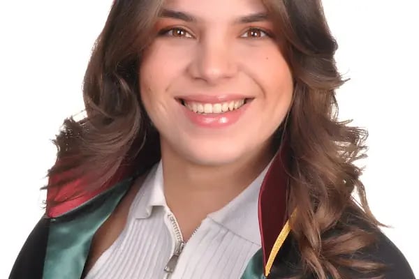 Ataşehir, İnönü Mahallesi lalezar Fotoğrafçısı Acele Vesikalık - Biyometrik - Cübbeli Avukat ve Mezuniyet Çekimleri - Resim 10