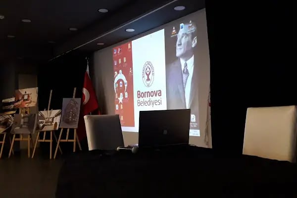 Bornova Belediyesi Kültür Merkezi - Resim 4