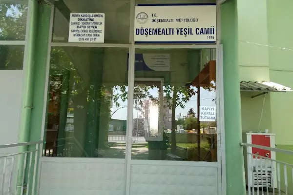 Döşemealtı Yeşil Camii - Resim 18