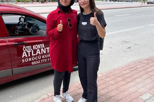 Yazır Atlantis Sürücü Src Kursları ve Psikoteknik Merkezi - Resim 10