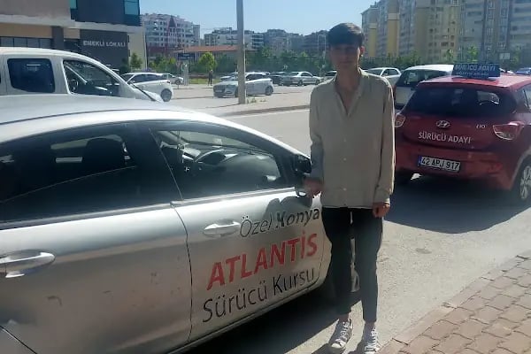 Yazır Atlantis Sürücü Src Kursları ve Psikoteknik Merkezi - Resim 2