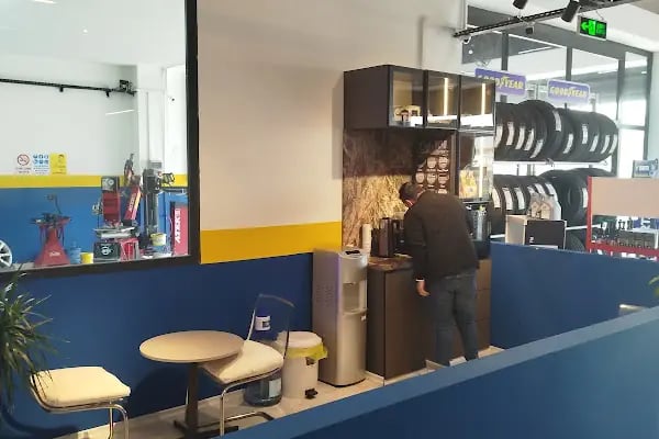 OnurLas Otomotiv Lastikçilik Akü İnş. İç ve Dış Tic. Ltd. Şti - Resim 7