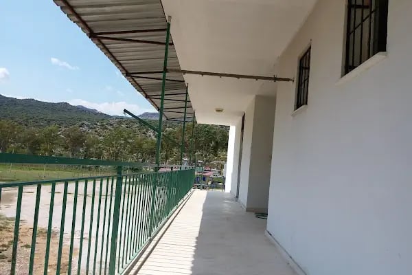 Demre Sanayi sitesi M.B garage - Resim 5