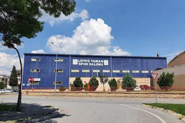 Lütfü Yaman Spor Salonu - Resim 2