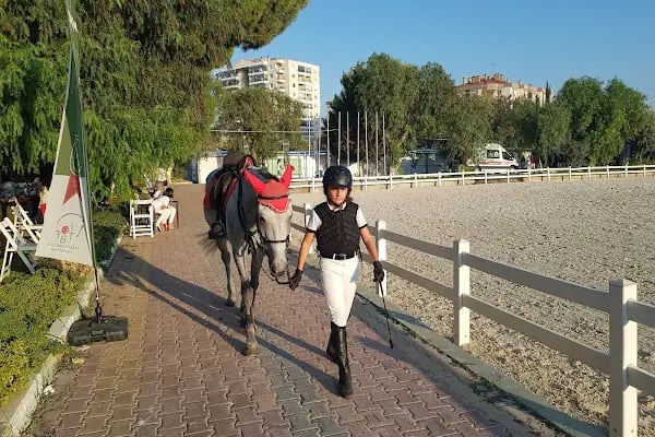 İzmir Atlı Spor ve İhtisas Kulübü - Resim 18