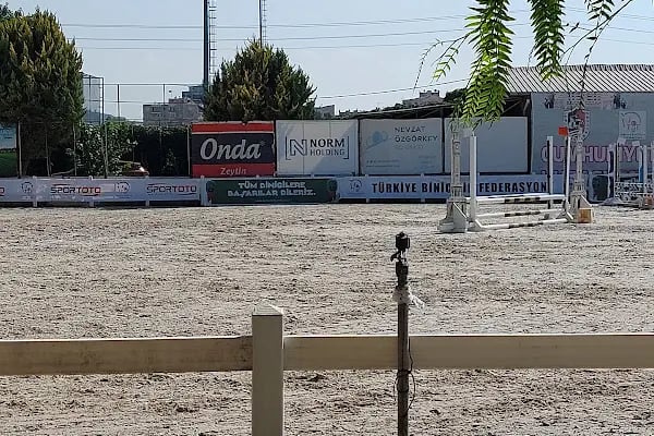 İzmir Atlı Spor ve İhtisas Kulübü - Resim 11
