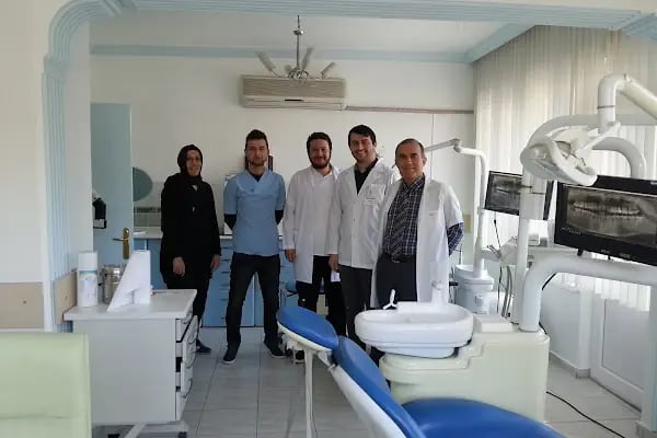 Özel Bucak Ağız Ve Diş Sağlığı Polikliniği Hizmetleri Limited Şirketi - Resim 17