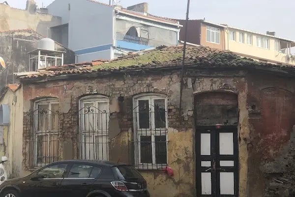 Tekfursaray Hançerli Panayıa Rum Kilisesi Vakıfı - Resim 2