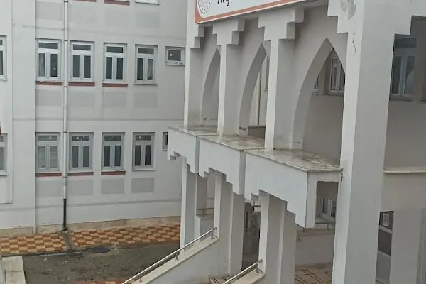 Afşin Fen Lisesi - Resim 1