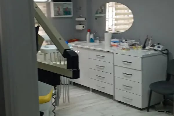 Diş Hekimi ÖZGÜR EREN ASLAN - Resim 20