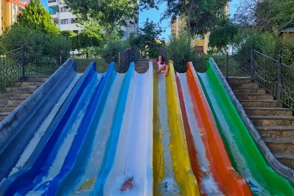 Mavi Çocuk Utku Yücel Çocuk Parkı - Resim 8