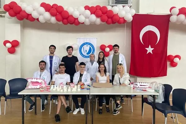 Dokuz Eylül Üniversitesi Diş Hekimliği Fakültesi - Resim 13