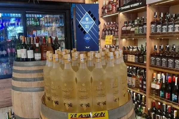 Uğrak Tekel Bayii - Gümbet Market ve Tekel Bayii - Evlere ve İşyerlerine Paket Servis - Resim 17