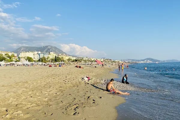 Alanya Milli Egemenlik Stadı - Resim 4