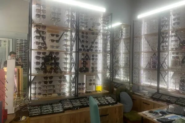 Oscar Optik Balçova | Güneş Gözlükleri | Numaralı Gözlükler | Gözlük Tamiri | Numaralı ve Güneş Gözlüğü Cam Değişimi - Resim 1