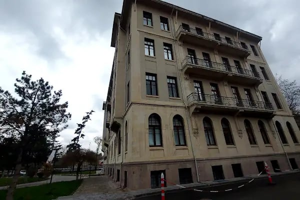 Ankara Medipol Üniversitesi Merkez Kampüs - Resim 18