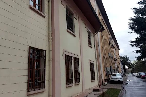 Ankara Medipol Üniversitesi Merkez Kampüs - Resim 11