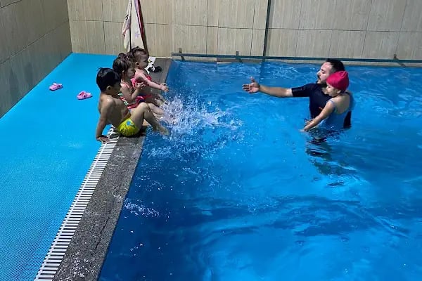 ORCA SWİM Yüzme Havuzu - Resim 1