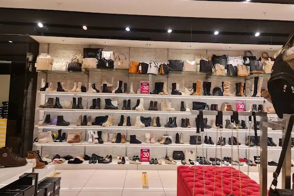 212 Outlet - Resim 14