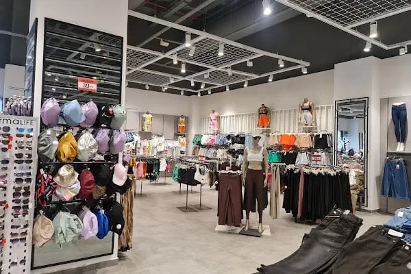 212 Outlet - Resim 12