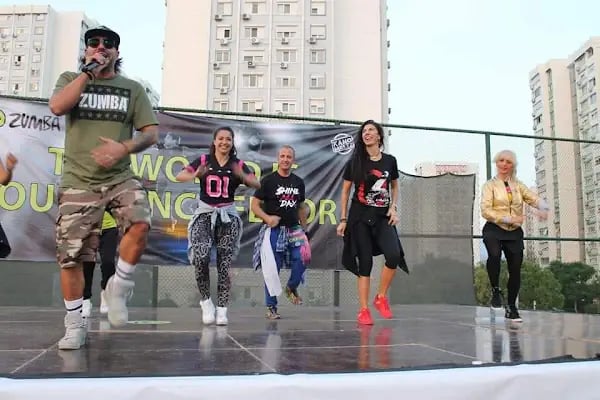 Düğün Dansı Merkezi by Kano Melez - Resim 10