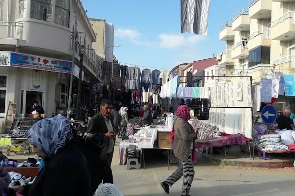 Türkiye İş Bankası Bayındır/İzmir Şubesi - Resim 3