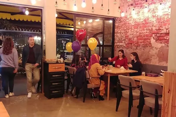 Mezza Gurme, Restoran &amp; Market - Resim 20