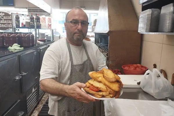 Meşhur Yeni Cami Islama Köftecisi - Resim 4