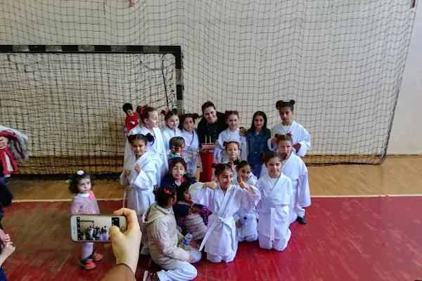 Yenikent Spor Salonu - Resim 12