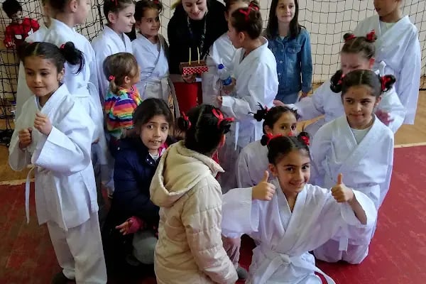 Yenikent Spor Salonu - Resim 17