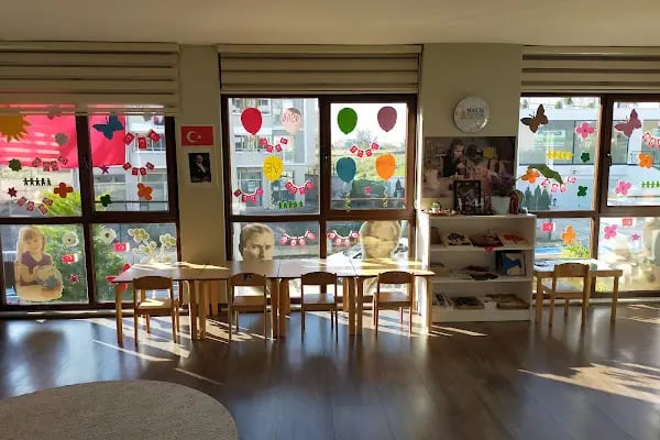 M.E.B. Özel Masal Şatosu Montessori Anaokulu - Resim 2