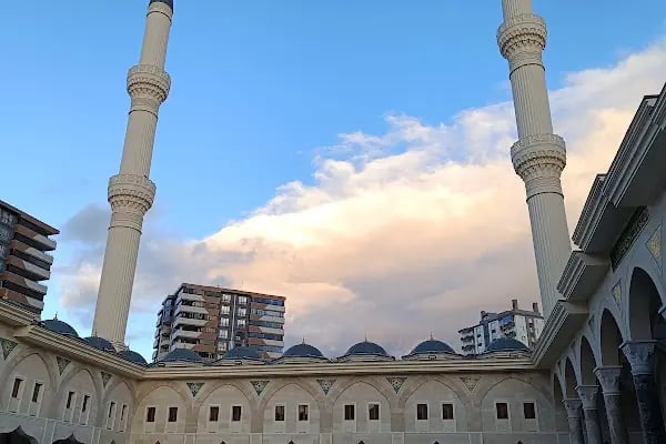 ŞAHİNBEY MİLLET CAMİSİ VE KÜLLİYESİ - Resim 5