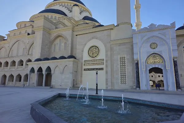 ŞAHİNBEY MİLLET CAMİSİ VE KÜLLİYESİ - Resim 4