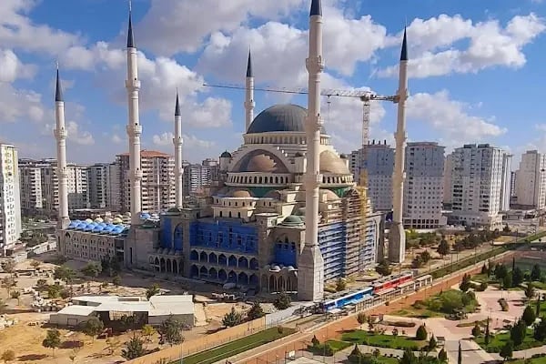ŞAHİNBEY MİLLET CAMİSİ VE KÜLLİYESİ - Resim 17