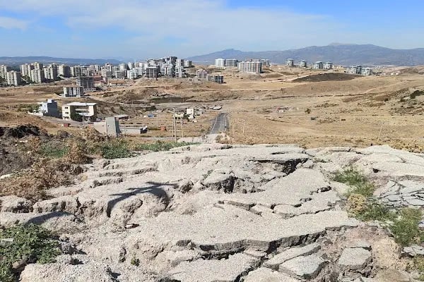 İzmir B.B. Katı Atıklar Harmandalı Eggor Çöplüğü - Resim 6