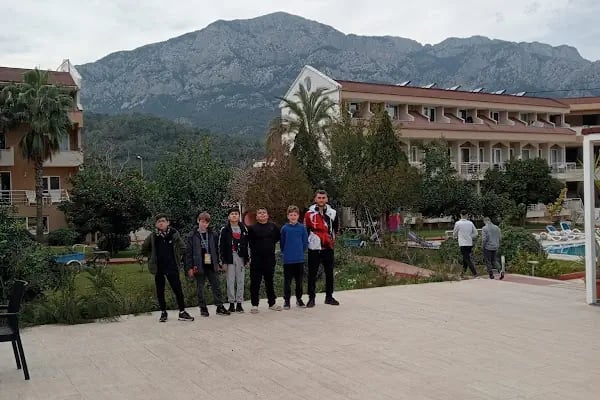 Burhaniye Olimpik Gençlik Spor Klübü - Resim 9