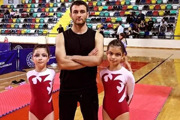 Burhaniye Olimpik Gençlik Spor Klübü - Resim 12