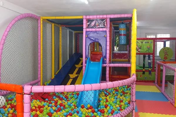 Fındık Kurdu Oyun Bahçesi - Resim 1