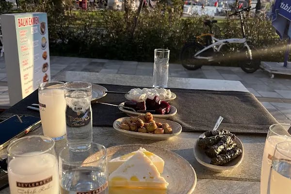 Diamond Pub Cafe Restaurant - Resim 16