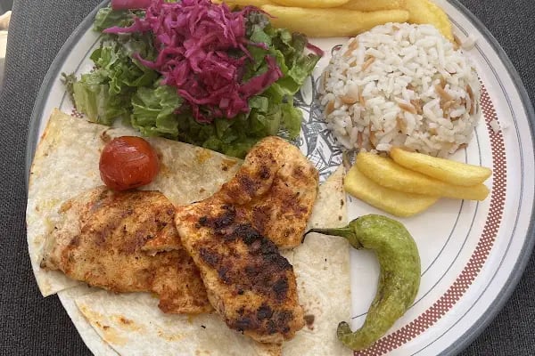 Diamond Pub Cafe Restaurant - Resim 14