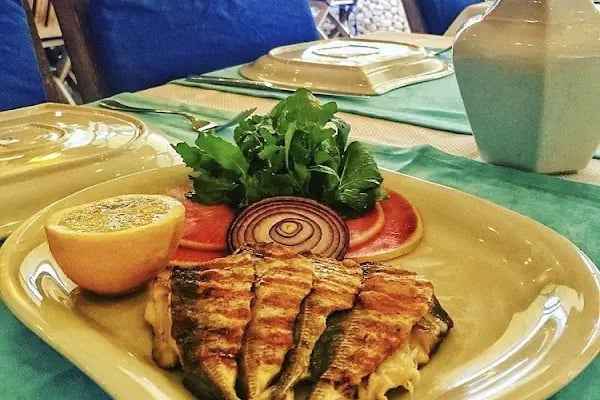 Diamond Pub Cafe Restaurant - Resim 19