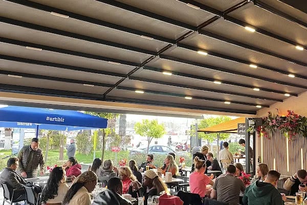Diamond Pub Cafe Restaurant - Resim 9