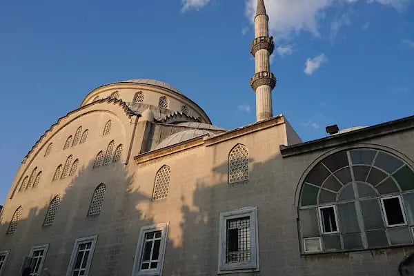 Barbaros Camii - Resim 3