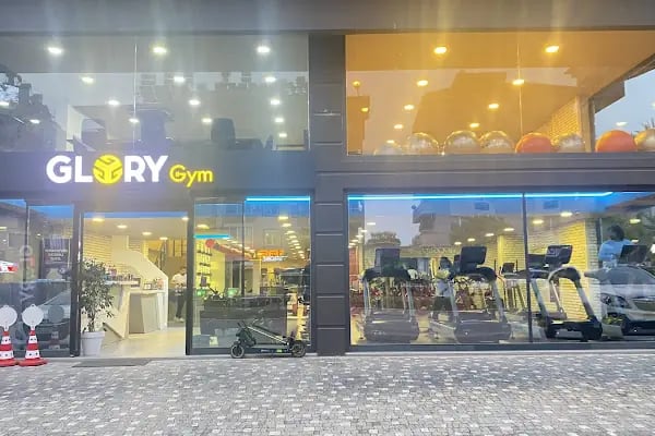 GLORY GYM - Resim 6