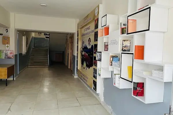 İslahiye Mesleki ve Teknik Anadolu Lisesi - Resim 3