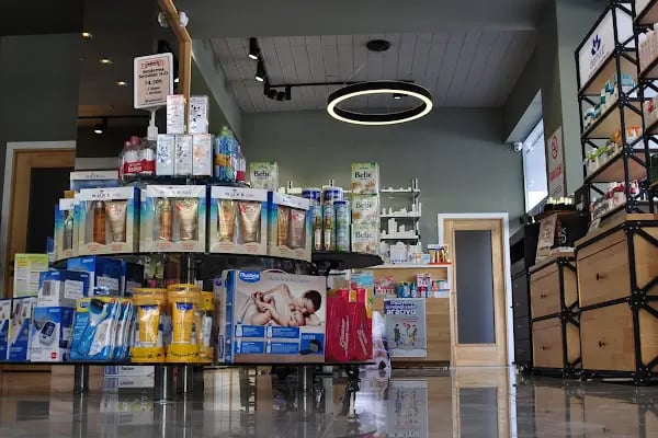 Park Eczanesi / Pharmacy - Resim 3